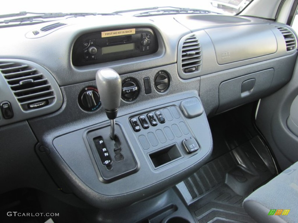 2006 Dodge Sprinter Van 2500 High Roof Passenger 5 Speed Automatic Transmission Photo #60010452