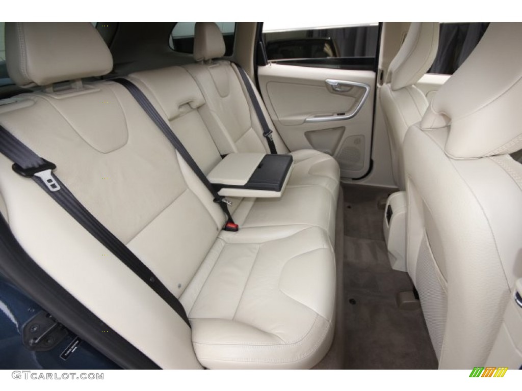 Sandstone Beige Interior 2011 Volvo XC60 3.2 Photo #60011833