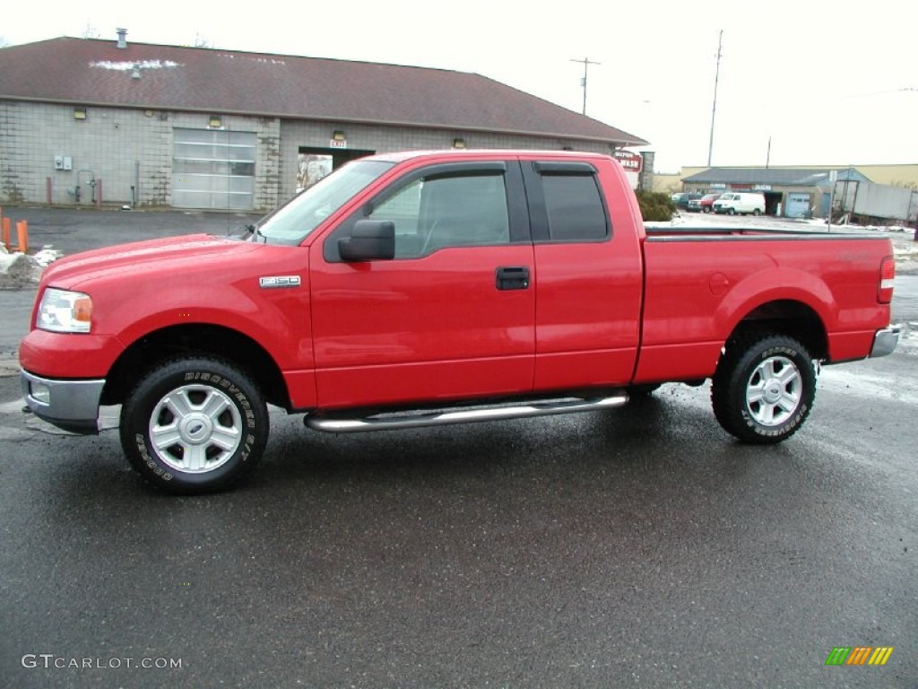 2004 F150 XLT SuperCab 4x4 - Bright Red / Medium/Dark Flint photo #3