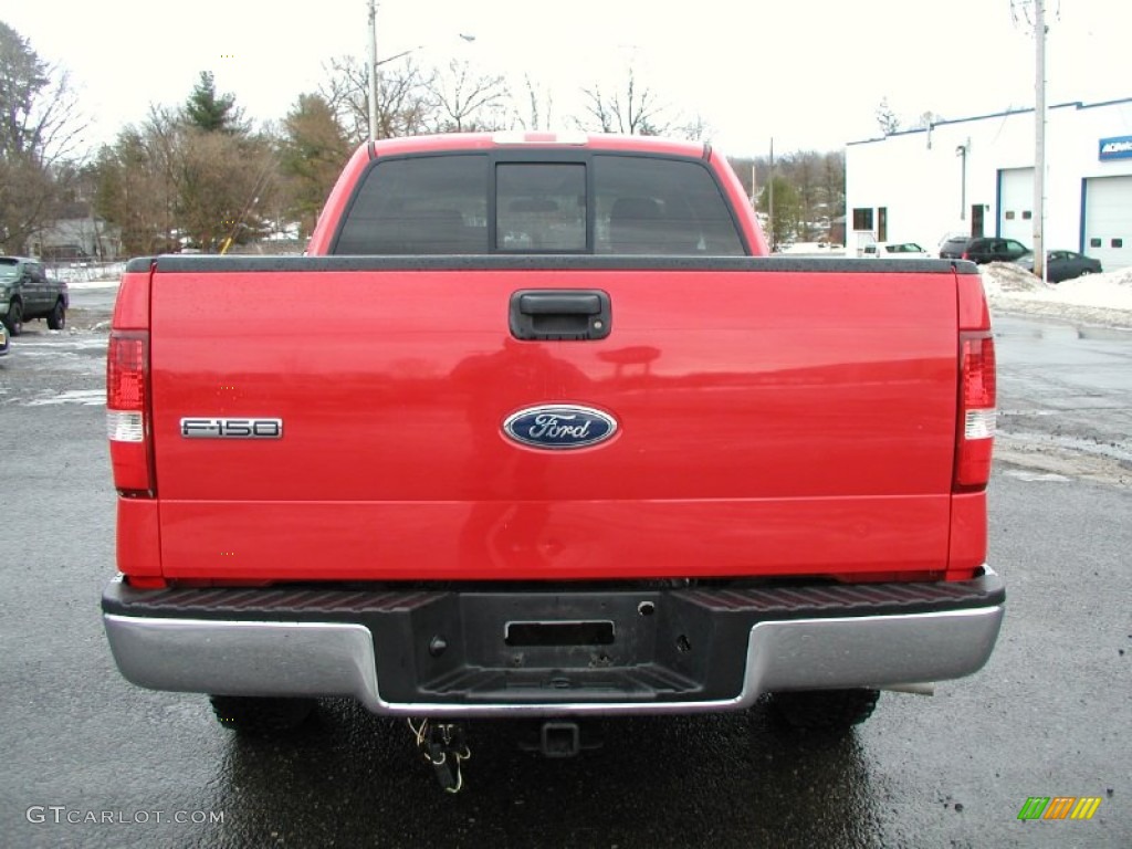 2004 F150 XLT SuperCab 4x4 - Bright Red / Medium/Dark Flint photo #8