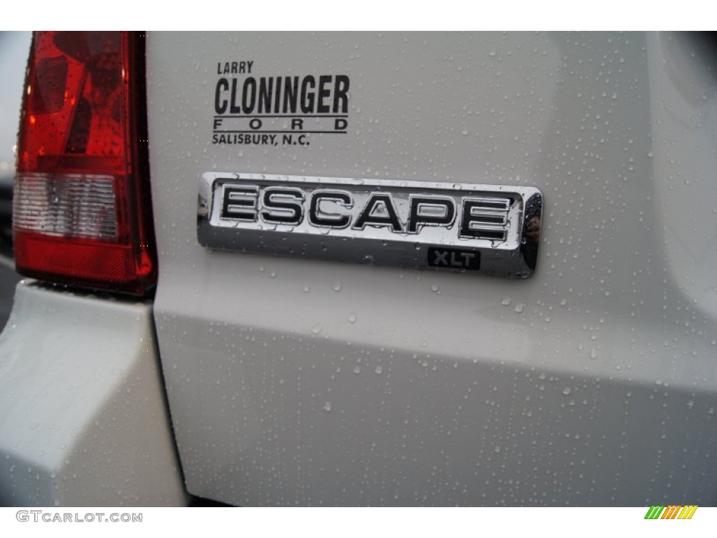 2012 Escape XLT V6 - White Suede / Stone photo #17