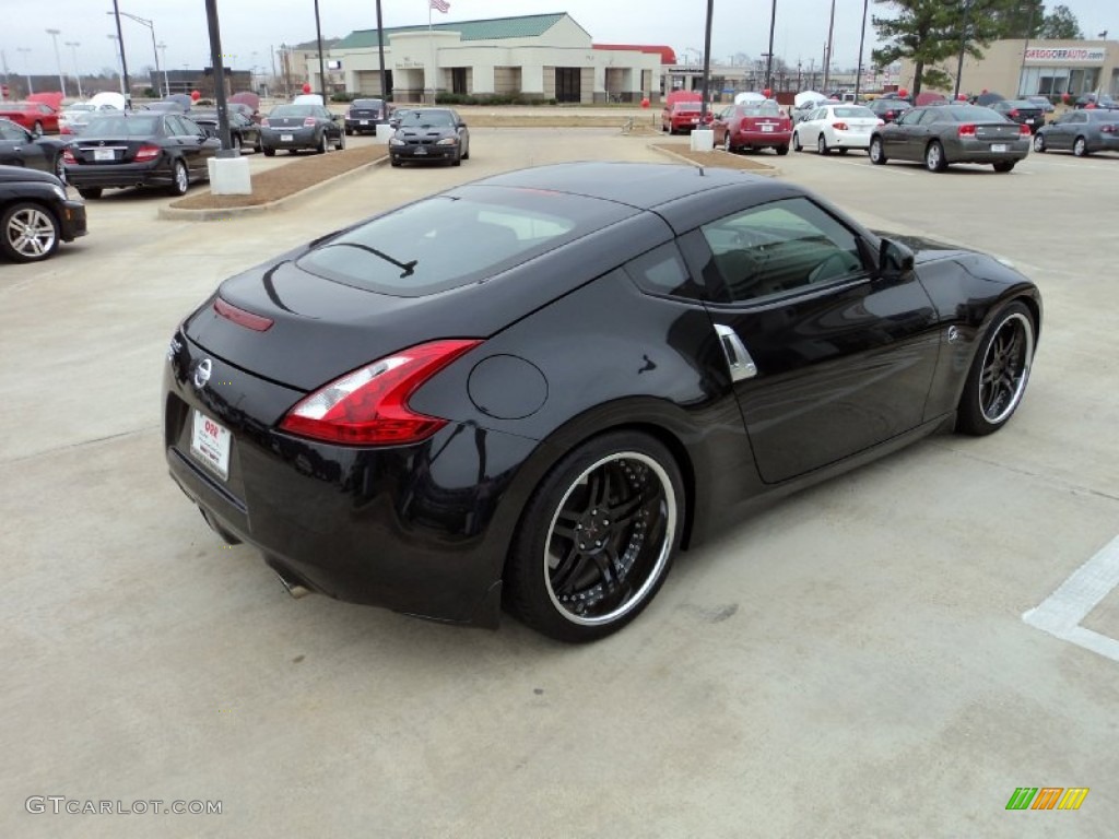 2009 370Z Coupe - Magnetic Black / Black Cloth photo #3