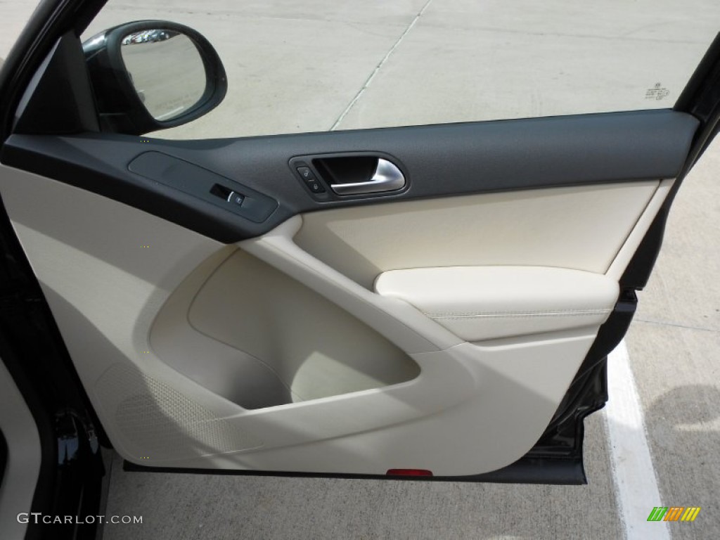 2012 Tiguan SE 4Motion - Deep Black Metallic / Beige photo #12