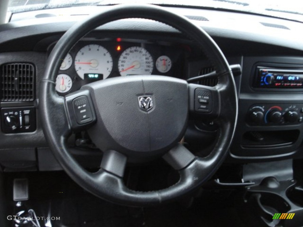 2004 Ram 1500 SLT Regular Cab - Black / Dark Slate Gray photo #23