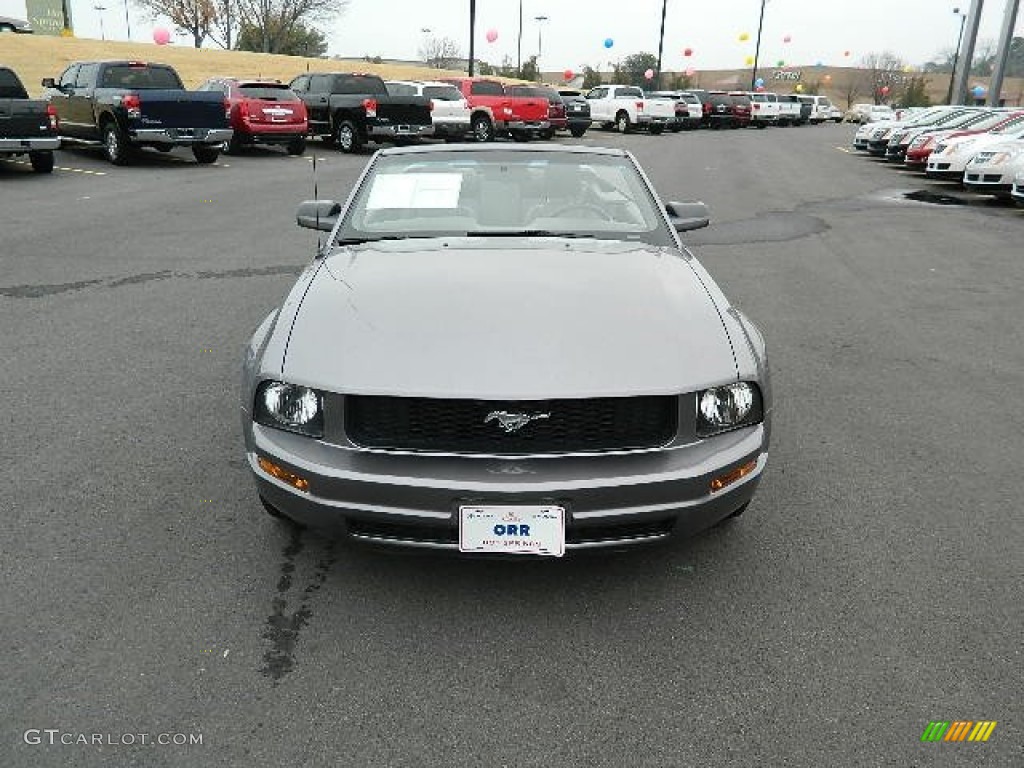 2006 Mustang V6 Premium Convertible - Tungsten Grey Metallic / Dark Charcoal photo #8
