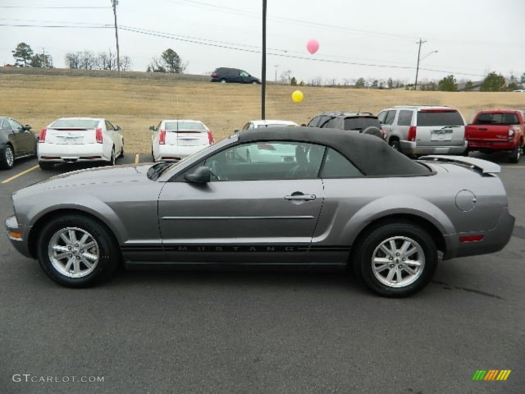 2006 Mustang V6 Premium Convertible - Tungsten Grey Metallic / Dark Charcoal photo #17