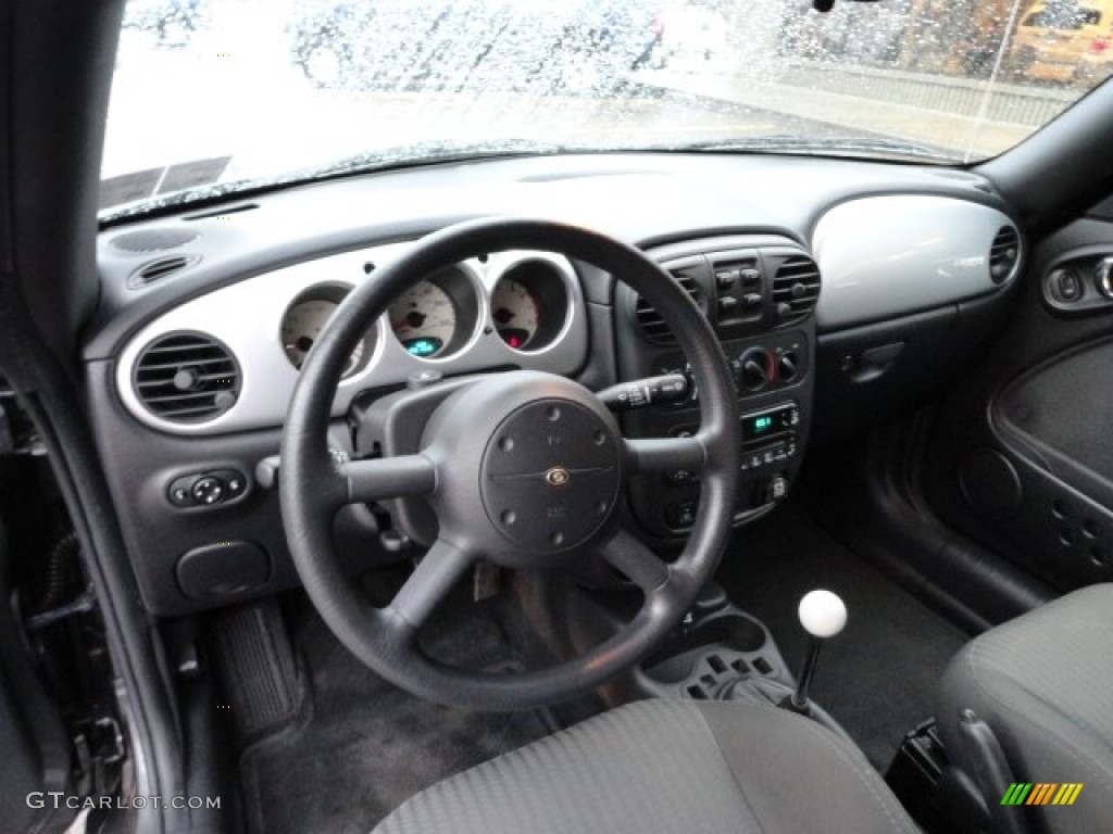 2005 Chrysler PT Cruiser Convertible Black Dashboard Photo #60023169