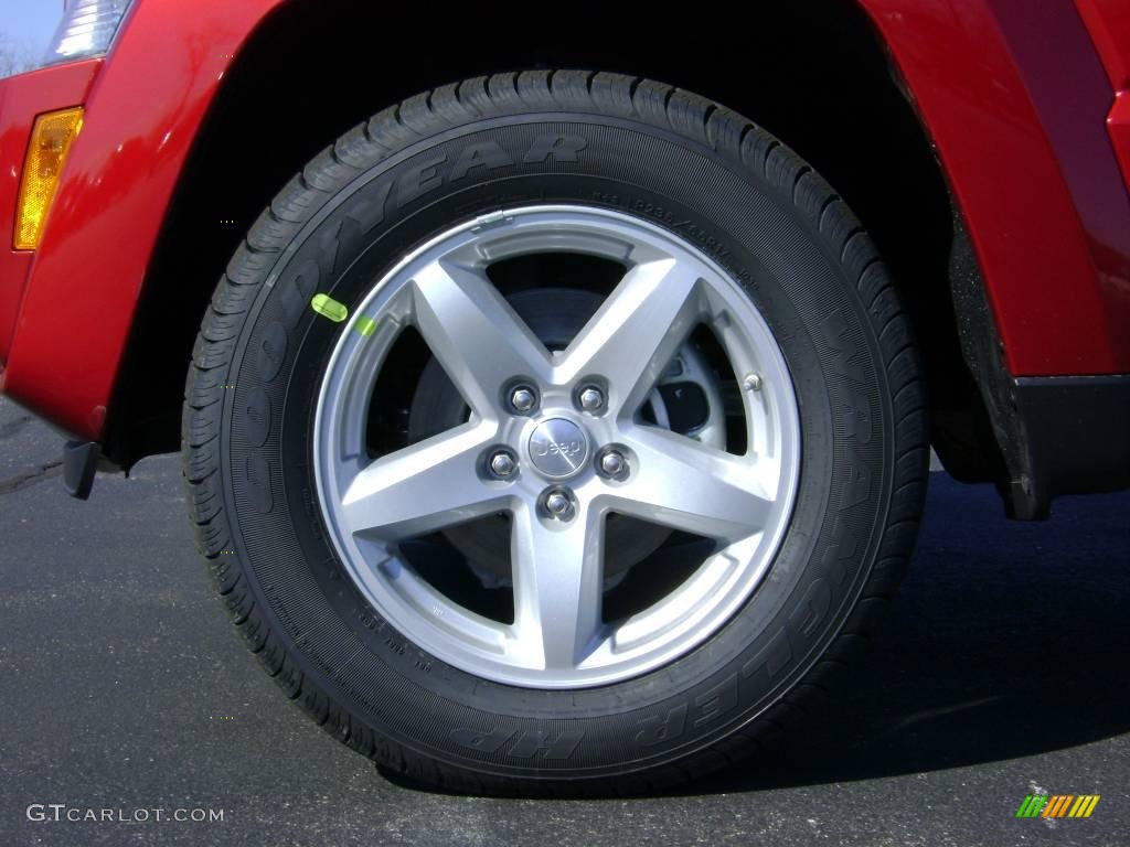 2009 Liberty Sport 4x4 - Inferno Red Crystal Pearl / Dark Slate Gray photo #15