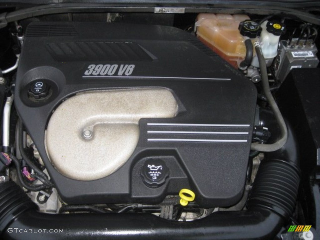 2006 Chevrolet Malibu Maxx SS Wagon Engine Photos