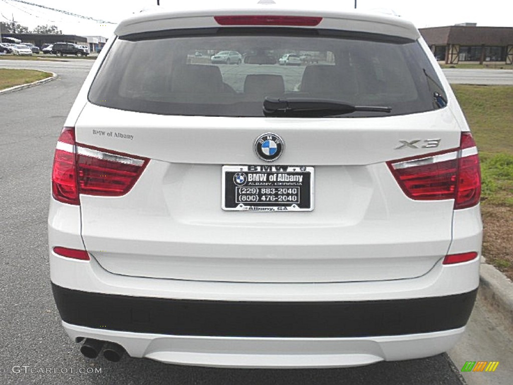 2012 X3 xDrive 28i - Alpine White / Sand Beige photo #3