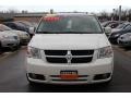 Stone White - Grand Caravan SXT Photo No. 20