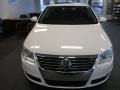 Candy White - Passat 2.0T Sedan Photo No. 2