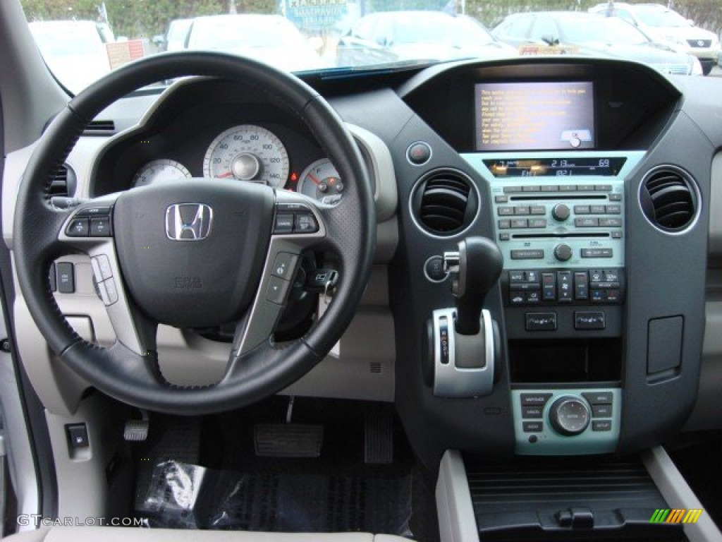 2011 Honda Pilot Touring 4WD Gray Dashboard Photo #60030297