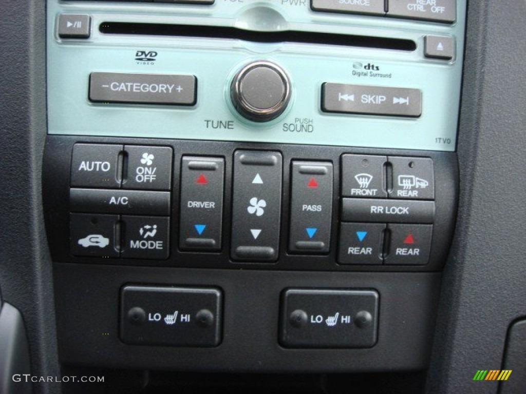 2011 Honda Pilot Touring 4WD Controls Photo #60030398