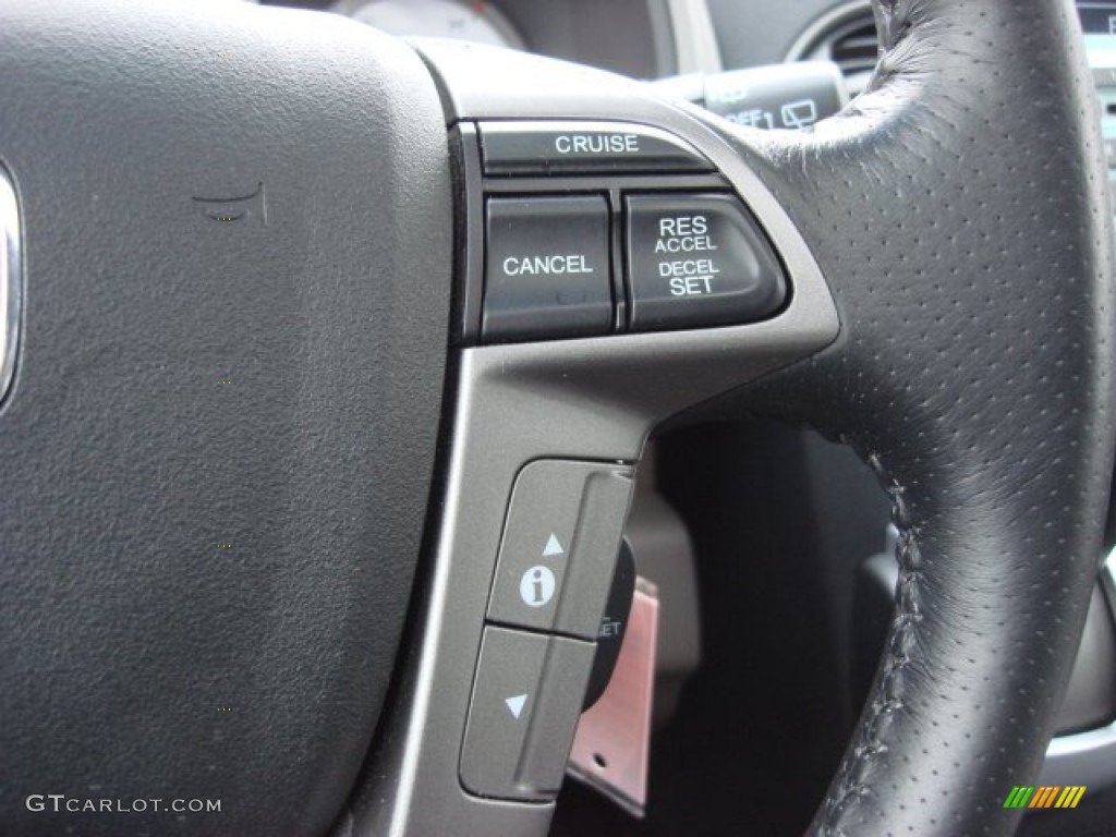 2011 Honda Pilot Touring 4WD Controls Photo #60030468