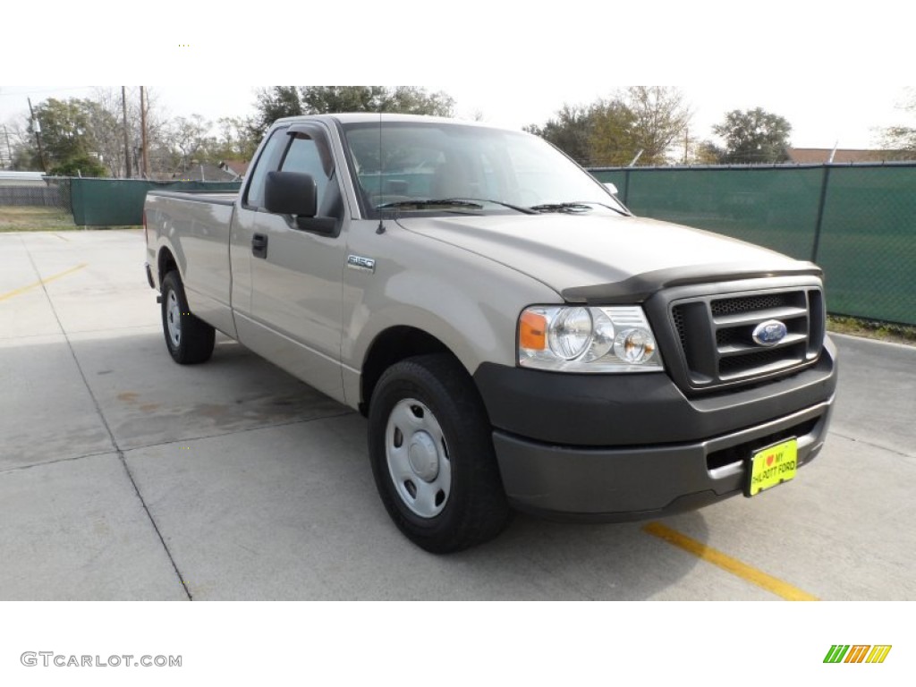 2008 F150 XL Regular Cab - Pueblo Gold Metallic / Tan photo #1