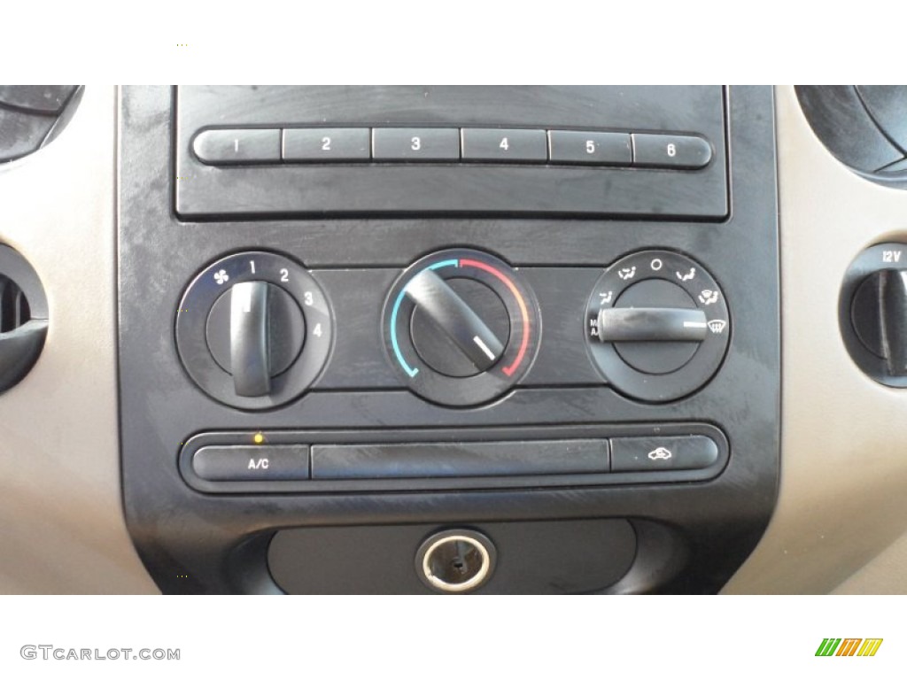 2008 Ford F150 XL Regular Cab Controls Photo #60033737