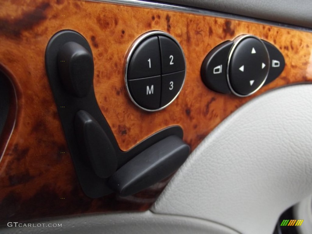 2004 Mercedes-Benz E 320 Sedan Controls Photo #60034301