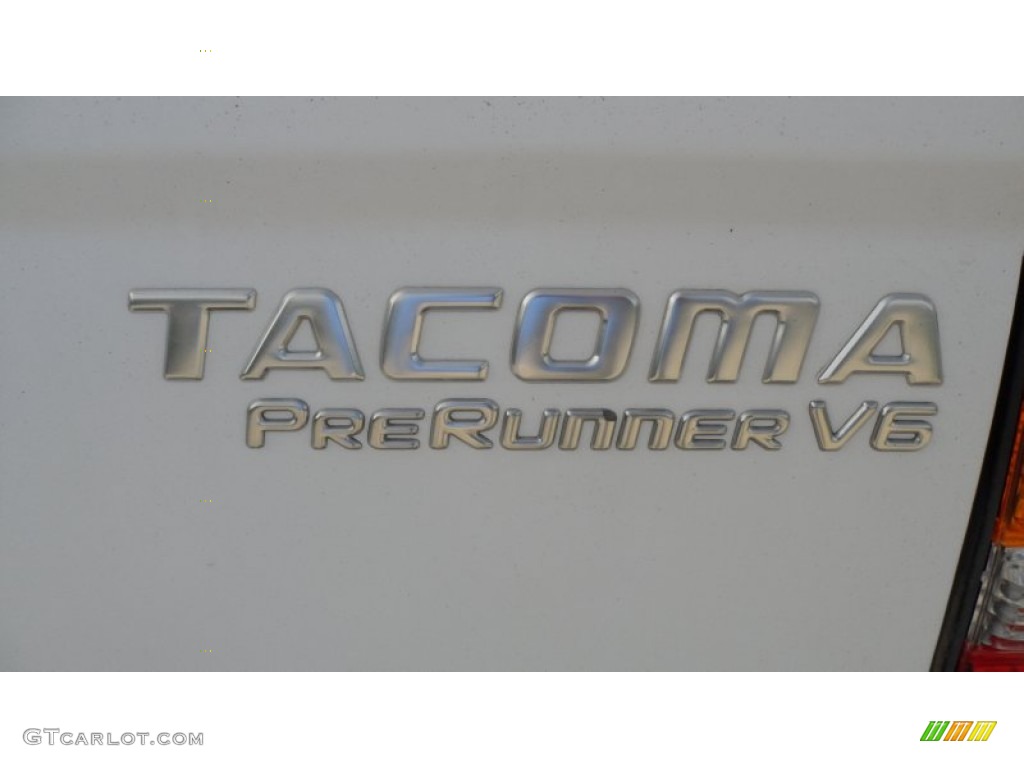 2002 Tacoma V6 PreRunner Xtracab - Super White / Charcoal photo #20