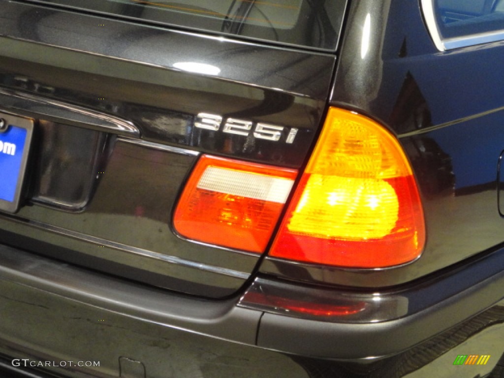 2001 3 Series 325i Wagon - Jet Black / Black photo #11