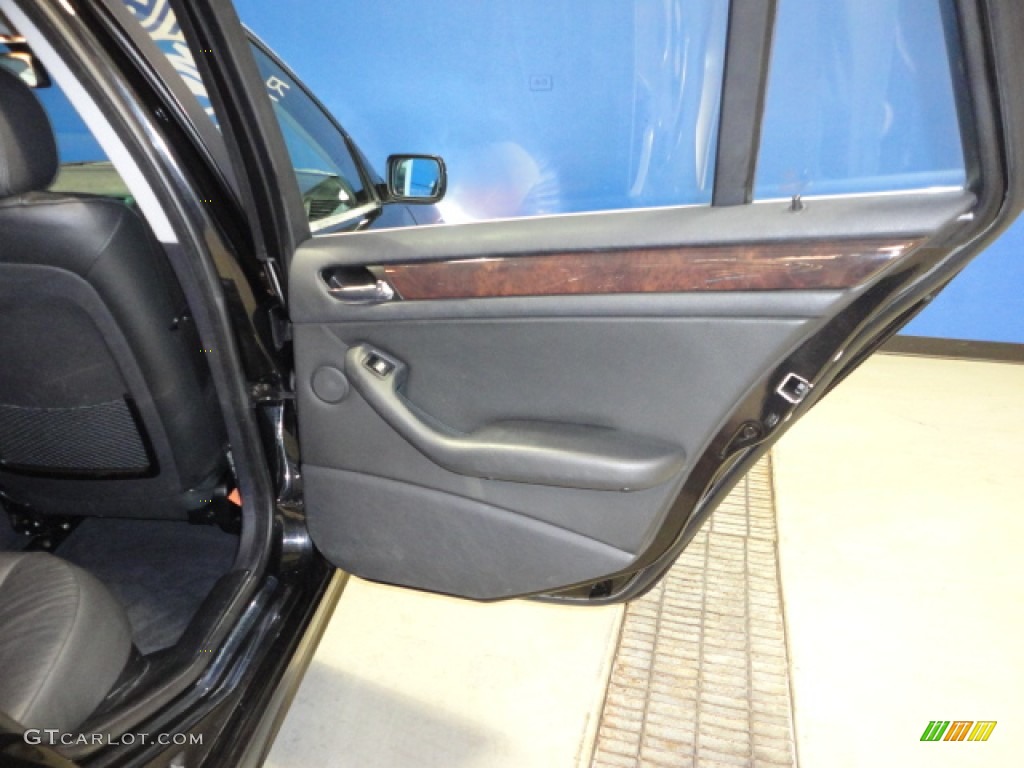 2001 3 Series 325i Wagon - Jet Black / Black photo #21