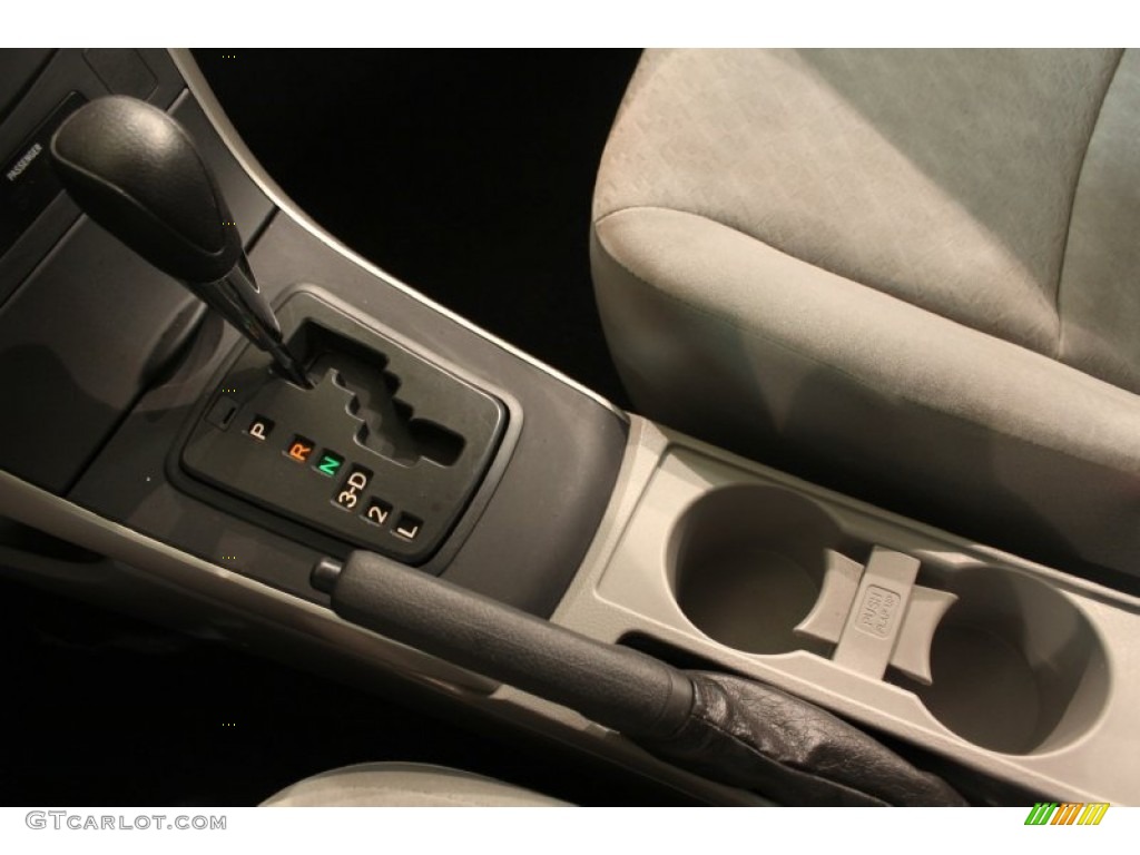 2009 Corolla LE - Classic Silver Metallic / Ash photo #10