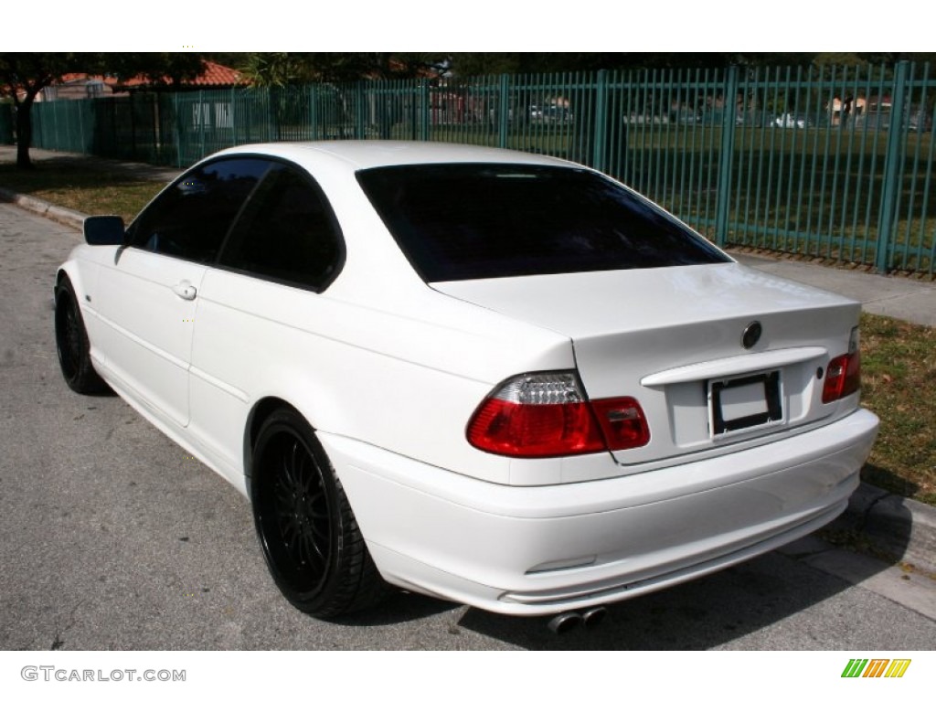 2002 3 Series 330i Coupe - Alpine White / Sand photo #10