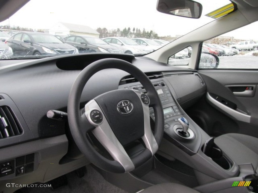 Misty Gray Interior 2011 Toyota Prius Hybrid II Photo #60043121