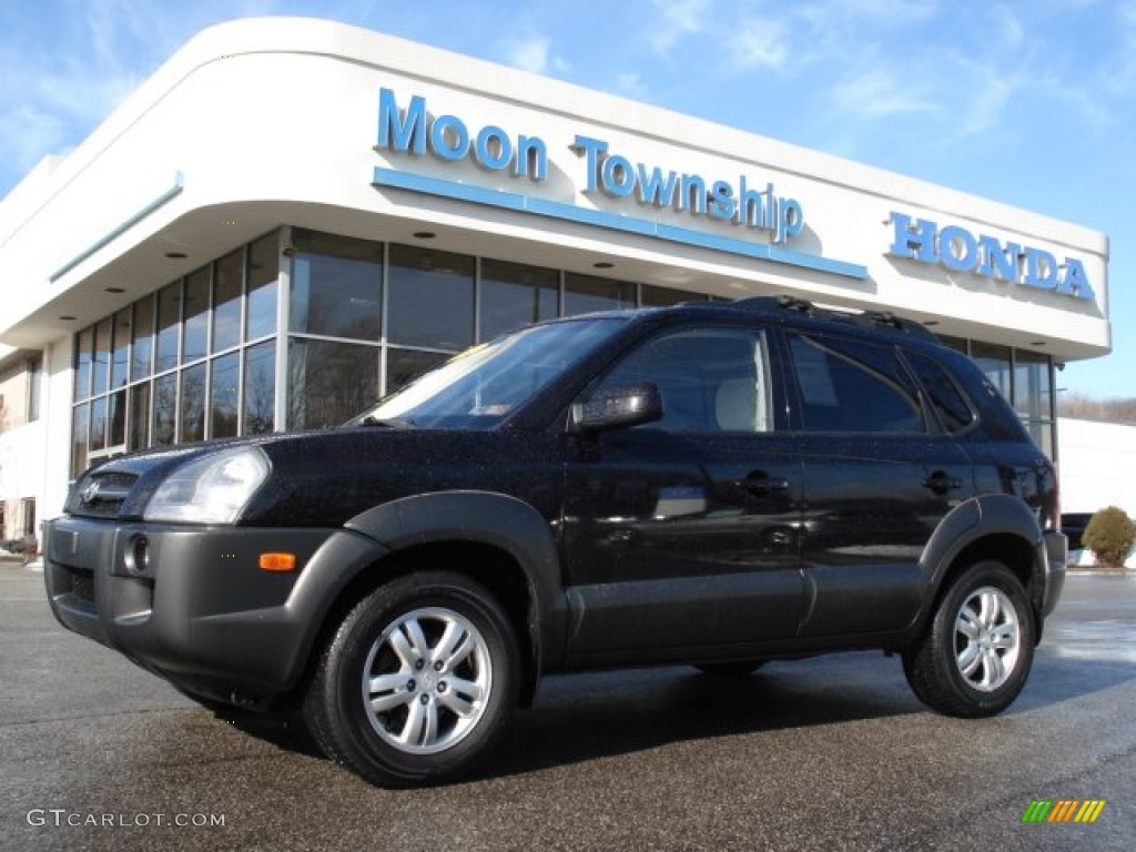 Obsidian Black Metallic Hyundai Tucson