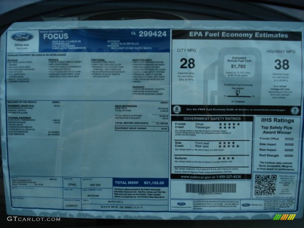 2012 Focus SE 5-Door - Sonic Blue Metallic / Stone photo #19