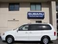 2002 Clear White Kia Sedona LX  photo #6