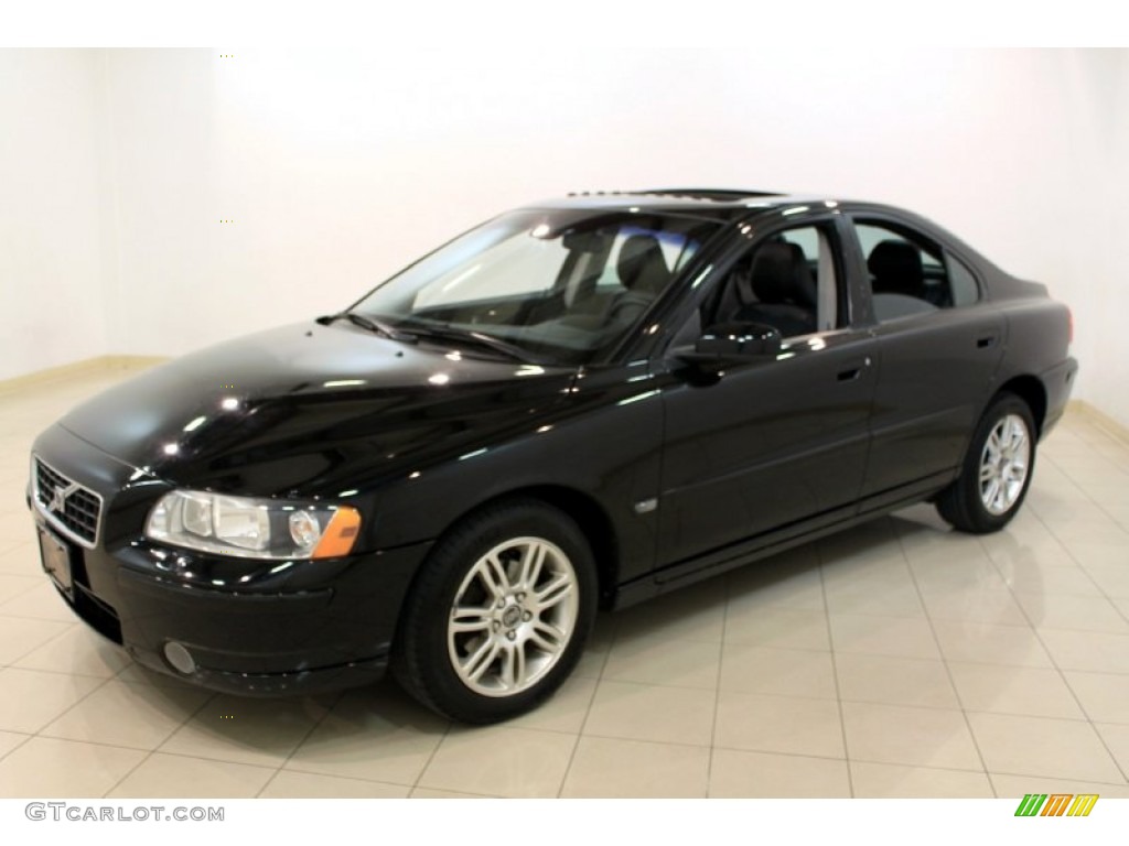 2006 S60 2.5T AWD - Black / Graphite photo #3