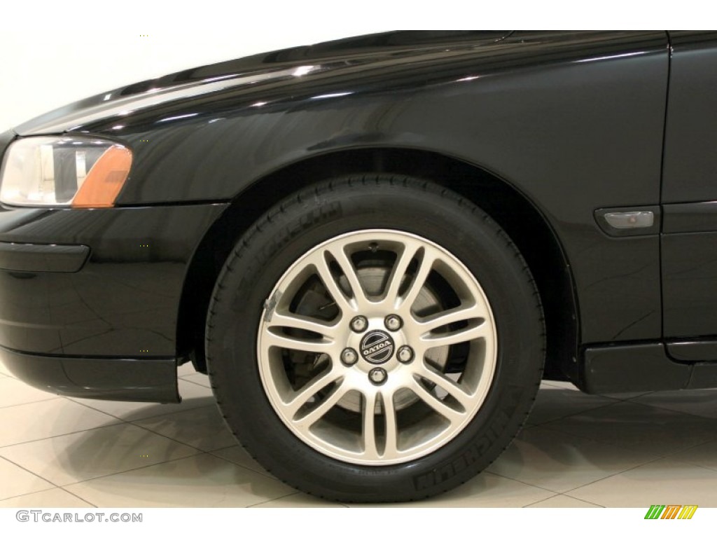 2006 S60 2.5T AWD - Black / Graphite photo #22
