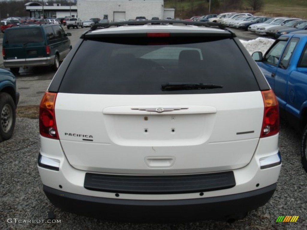 2005 Pacifica Touring AWD - Stone White / Light Taupe photo #5