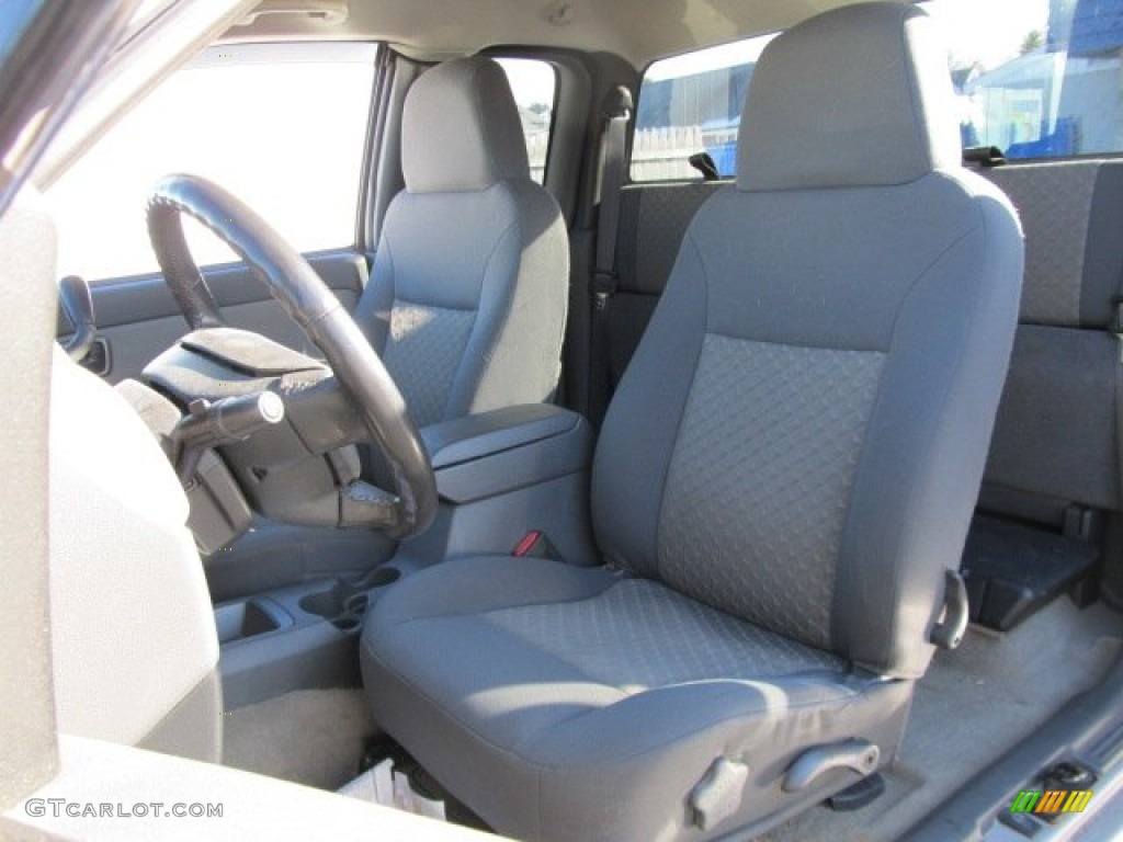 2004 GMC Canyon SLE Extended Cab Front Seat Photos