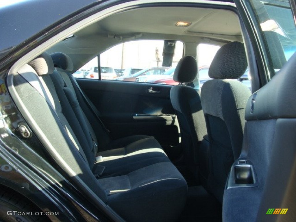 2004 Camry LE - Black / Dark Charcoal photo #12