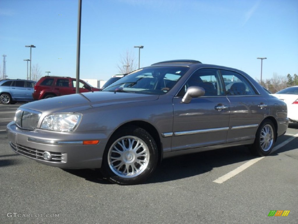 Steel Gray Hyundai XG350