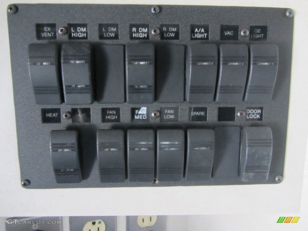 1997 Ford F350 XLT Regular Cab Ambulance Controls Photo #60050431