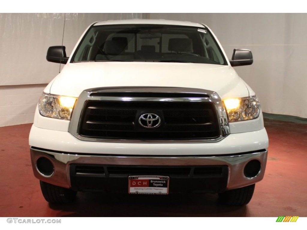 2010 Tundra Double Cab 4x4 - Super White / Graphite Gray photo #2