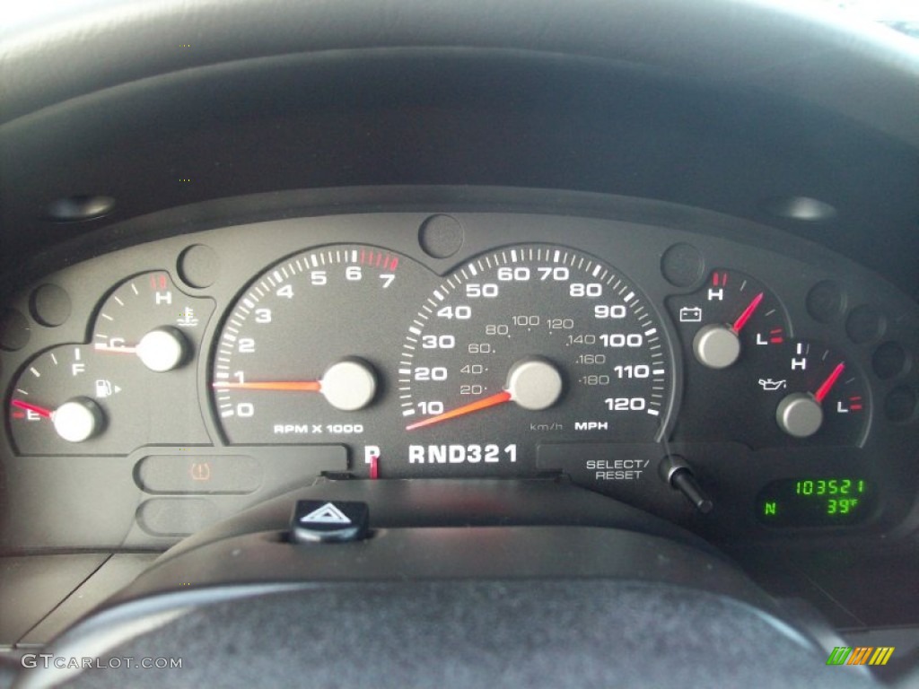 2004 Ford Explorer XLT 4x4 Gauges Photo #60054431