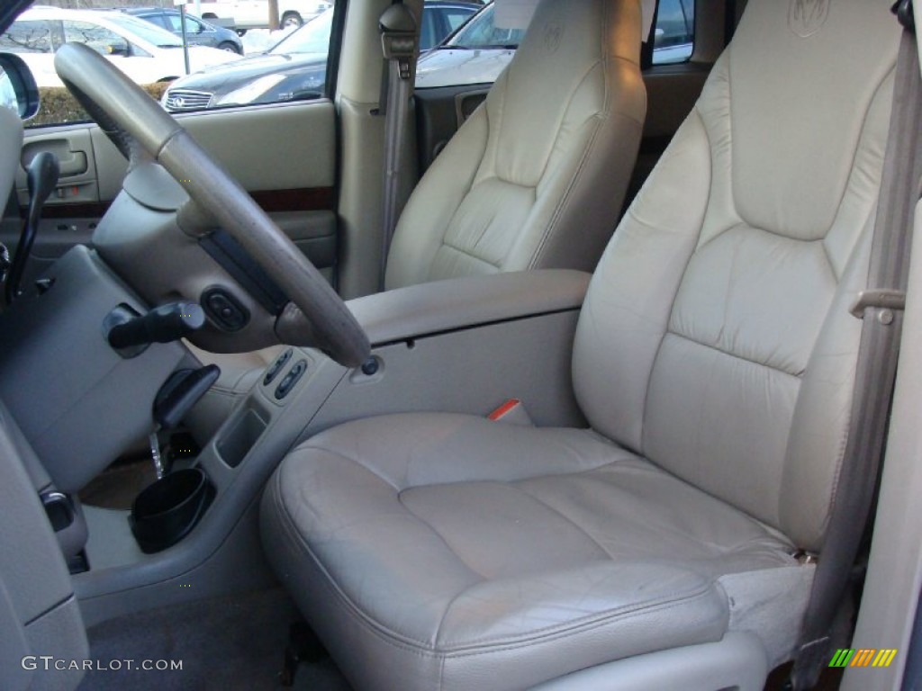 2002 Durango SLT Plus 4x4 - Bright White / Sandstone photo #20