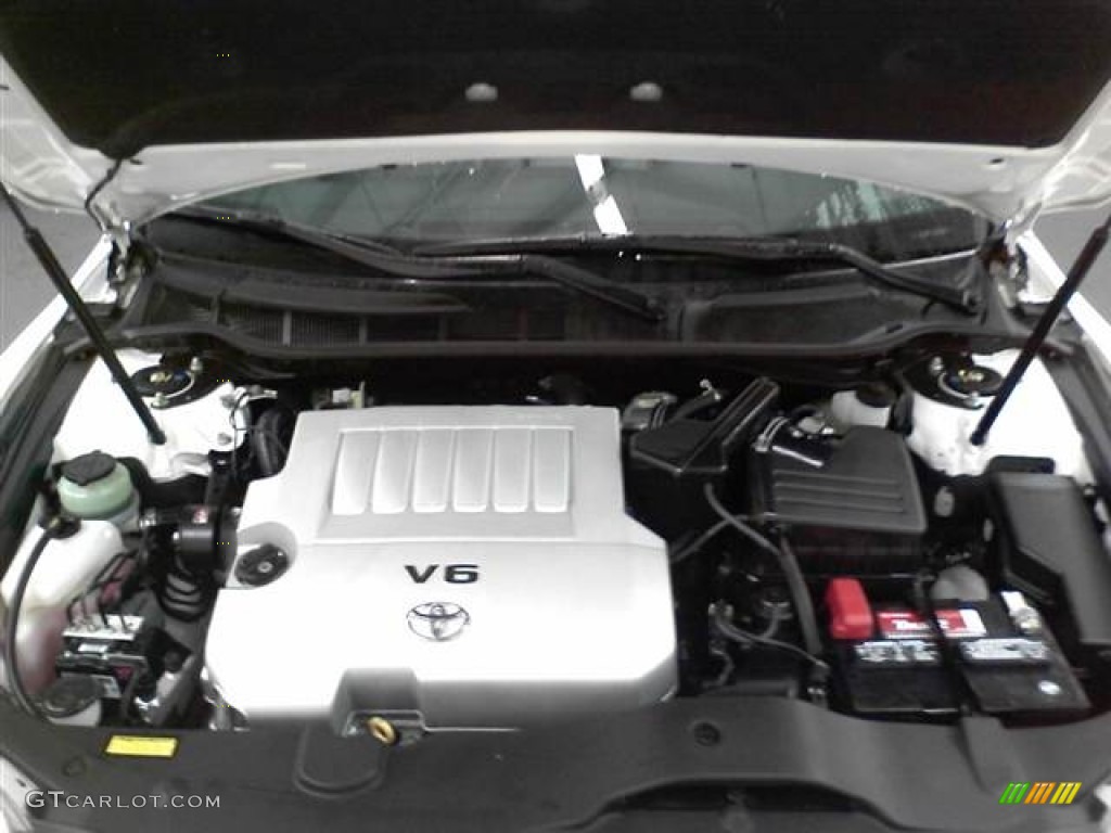 2010 Camry SE V6 - Super White / Ash Gray photo #19