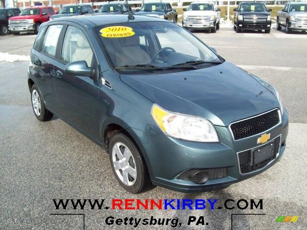 2010 Aveo Aveo5 LT - Wintergreen / Neutral photo #1