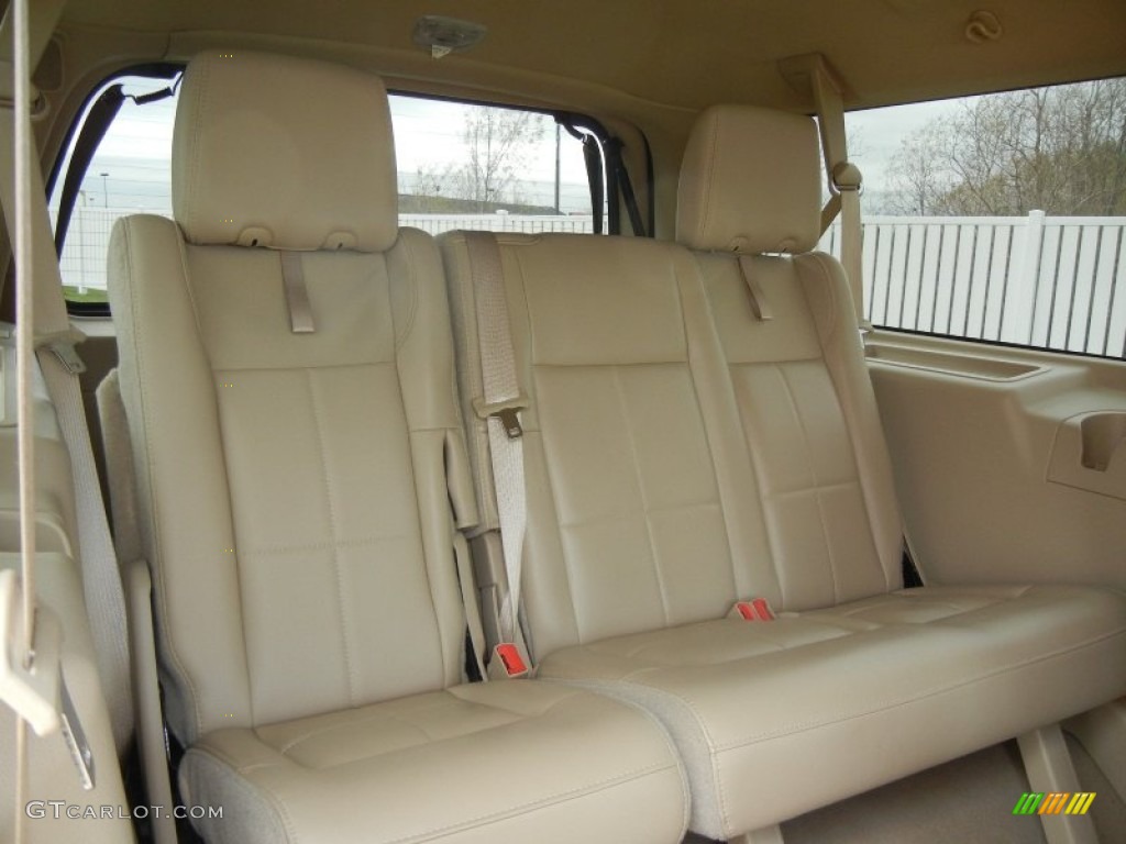 2008 Lincoln Navigator L Elite Rear Seat Photo #60064677