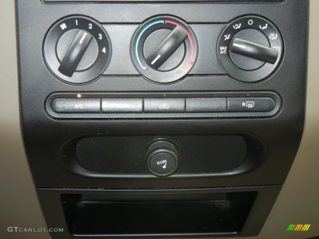 2008 F150 XLT SuperCrew - Pueblo Gold Metallic / Tan photo #19