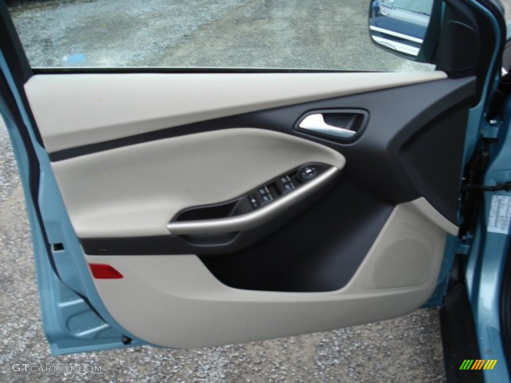 2012 Ford Focus SEL Sedan Stone Door Panel Photo #60066993