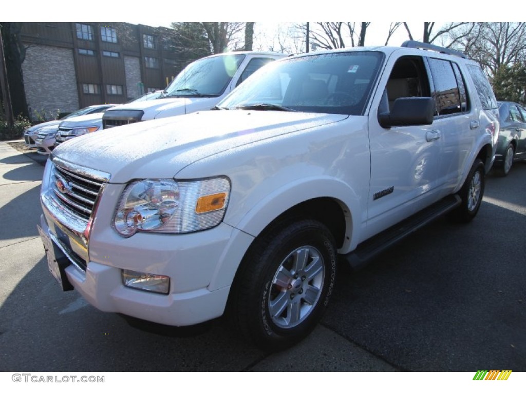 2008 Explorer XLT 4x4 - White Suede / Black/Stone photo #1