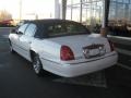 2001 Vibrant White Lincoln Town Car Signature  photo #3