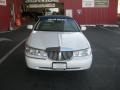 2001 Vibrant White Lincoln Town Car Signature  photo #8