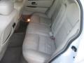2001 Vibrant White Lincoln Town Car Signature  photo #13